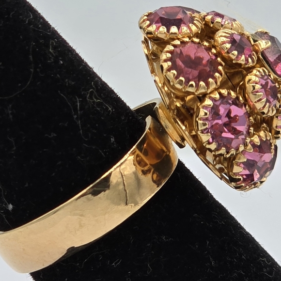 Pink Rhinestone Cluster Ring - Picture 6 of 7
